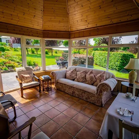 Park Couette-café 4*