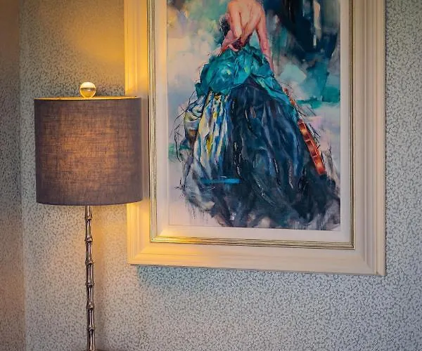 Park Bed & Breakfast 4*